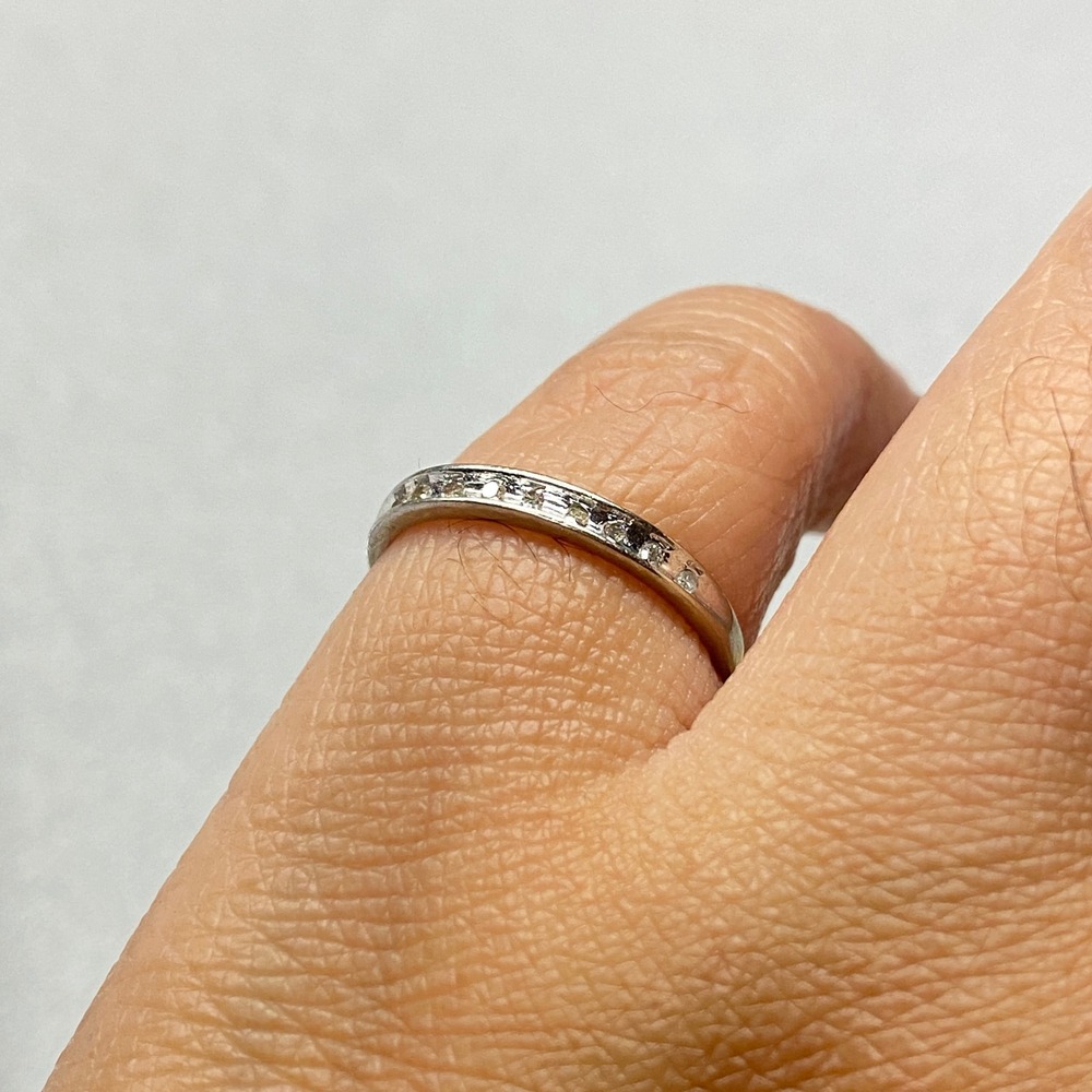 10K White Gold Round Diamond Wedding Anniversary Stackable Band Ring‎ Size 7 - Picture 5 of 10